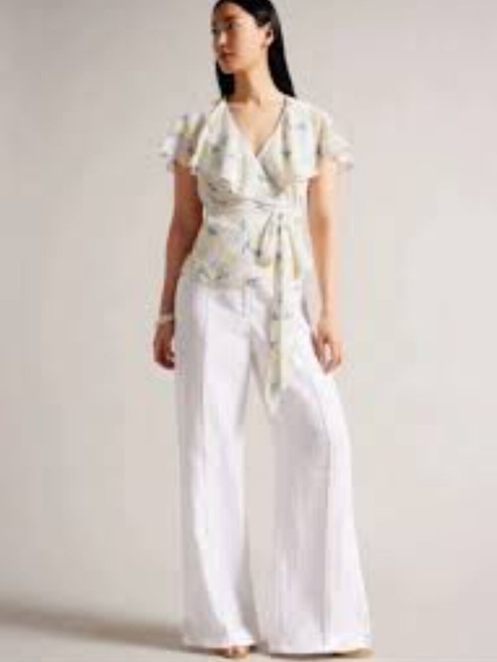 NWT: TED BAKER Gemmiaa‎ Floral Print Ruffle Wrap Blouse